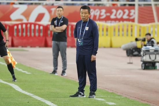 《飞行家》曝视频2026-01-09 蒋奇明《飞行家》预告 全阵容亮相助阵热血飞天梦2026-01-05 《用武之地》路演收官 导演揭秘仿纪录片拍摄手法2026-01-04 《用武之地》曝海报 导演申奥揭密拍摄幕后故事2025-12-31 热门新闻 食物和爱都不可辜负！